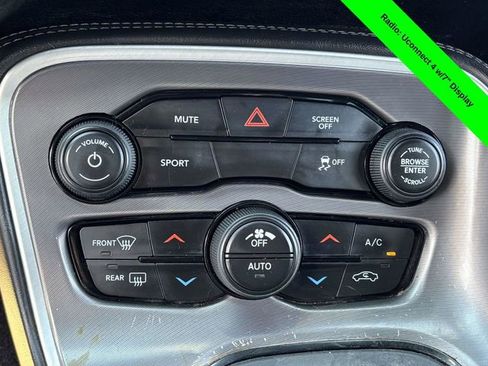 Used 2020 Dodge Challenger SXT RWD image 20