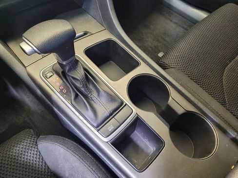 Used 2019 Kia Optima LX FWD image 25