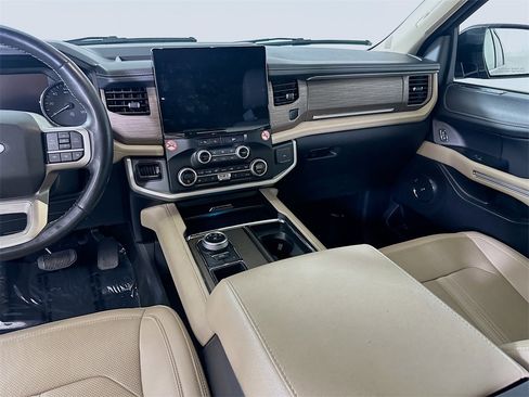 Used 2024 Ford Expedition Max Limited image 20