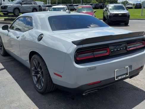Used 2022 Dodge Challenger R/T Scat Pack RWD image 5