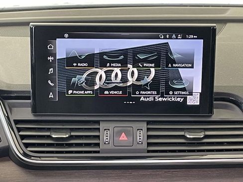 Certified 2023 Audi Q5 2.0T Premium w/ Convenience Package image 28