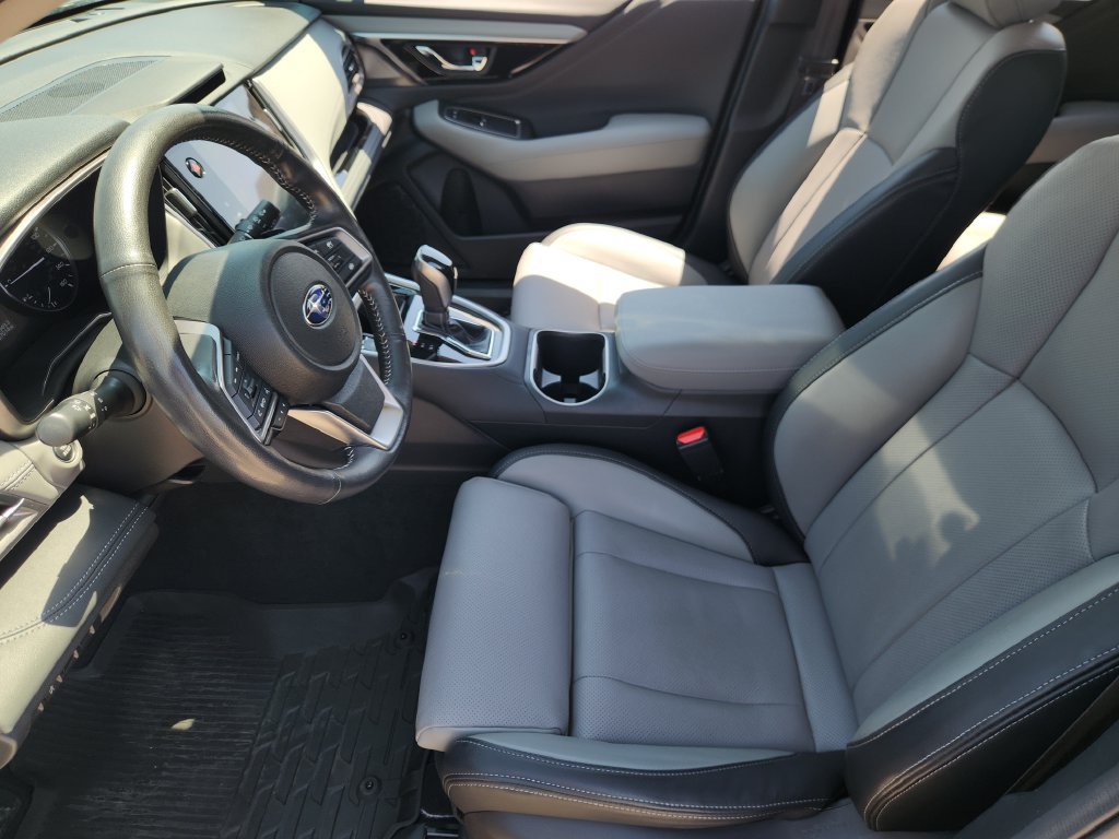 Used 2024 Subaru Outback Limited AWD/4WD image 12