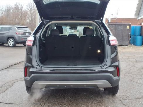 Certified 2023 Ford Edge SEL w/ Convenience Package image 9
