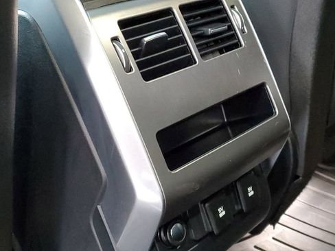 Used 2018 Land Rover Range Rover Sport SE image 31