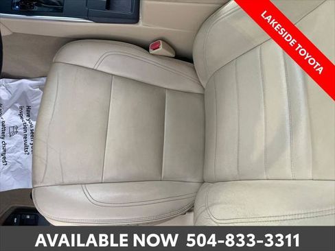 Certified 2017 Toyota Camry XLE FWD image 30
