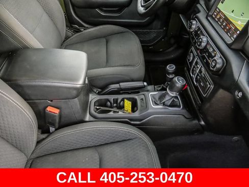 Used 2021 Jeep Wrangler Unlimited Sport AWD/4WD image 18