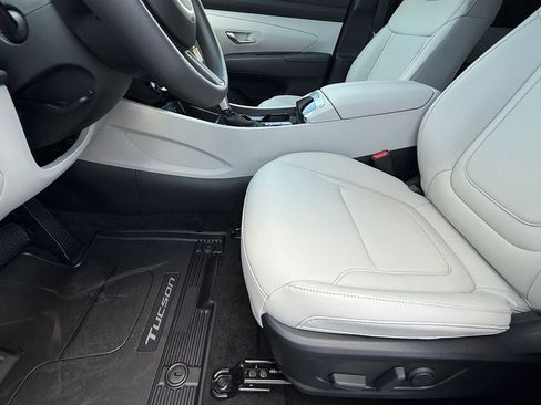 New 2026 Hyundai Tucson SEL Plus FWD image 12
