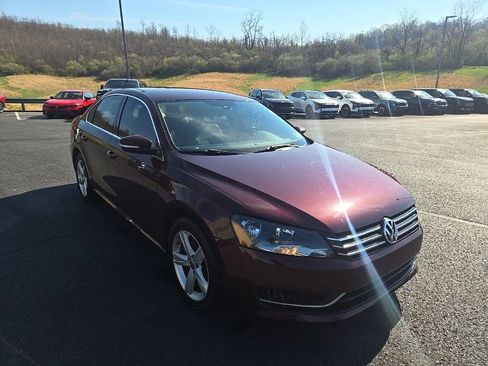 Used 2014 Volkswagen Passat 1.8T SE image 9