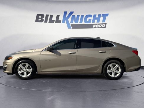 Used 2023 Chevrolet Malibu LS w/ LPO, Floor Liner Package FWD image 2