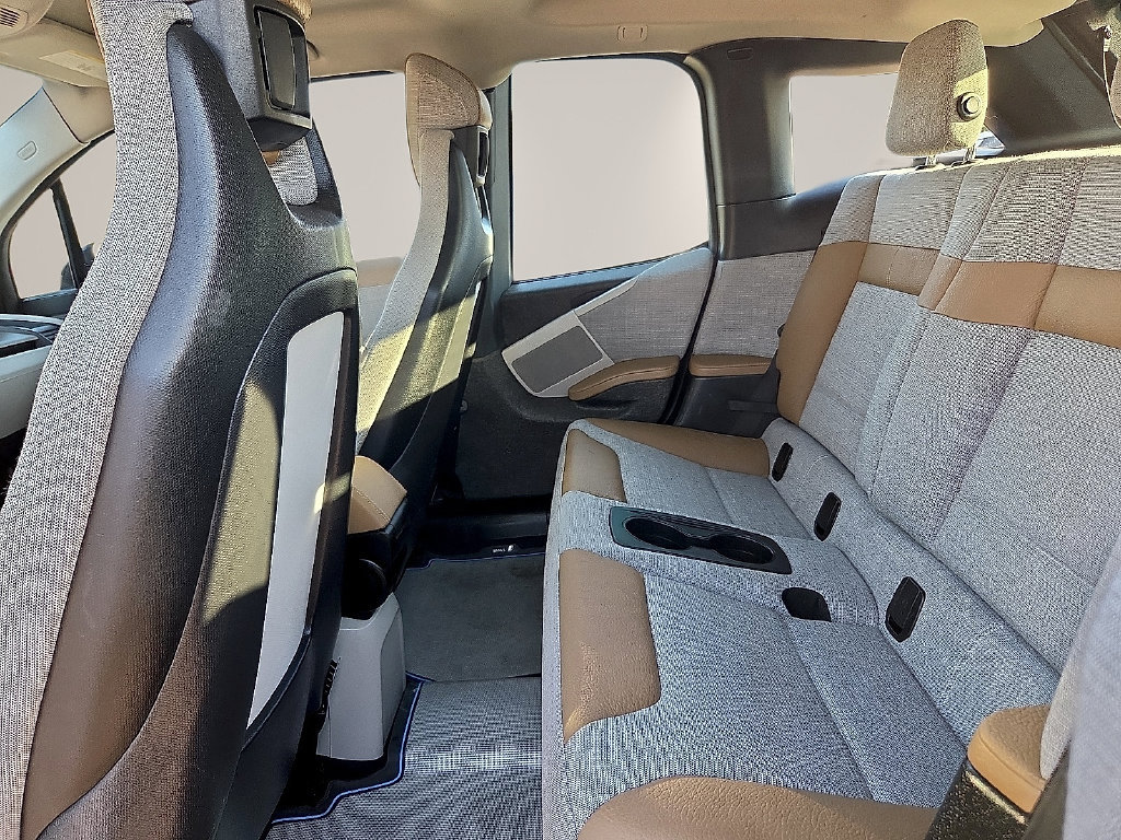 Used 2017 BMW i3 RWD image 11