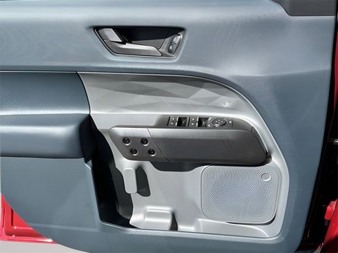 New 2025 Ford Maverick XLT w/ XLT Luxury Package image 11