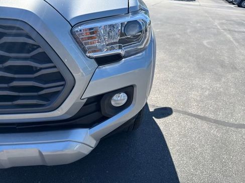 Used 2021 Toyota Tacoma TRD Sport w/ Blackout Package (TMS) AWD/4WD image 37
