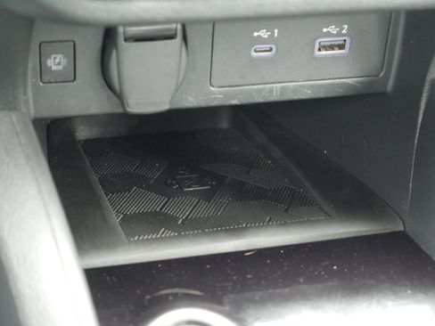 Certified 2023 Nissan Versa SR w/ Trunk Package image 12