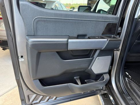 Used 2022 Ford F150 Lariat AWD/4WD image 11