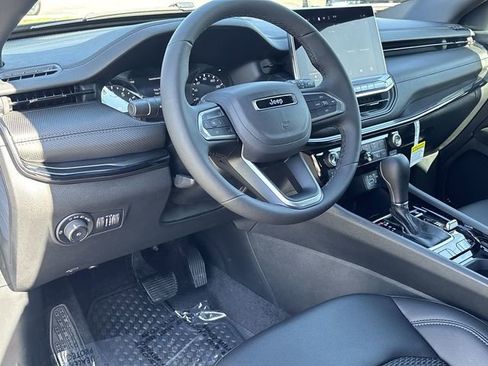 New 2026 Jeep Compass Latitude image 15