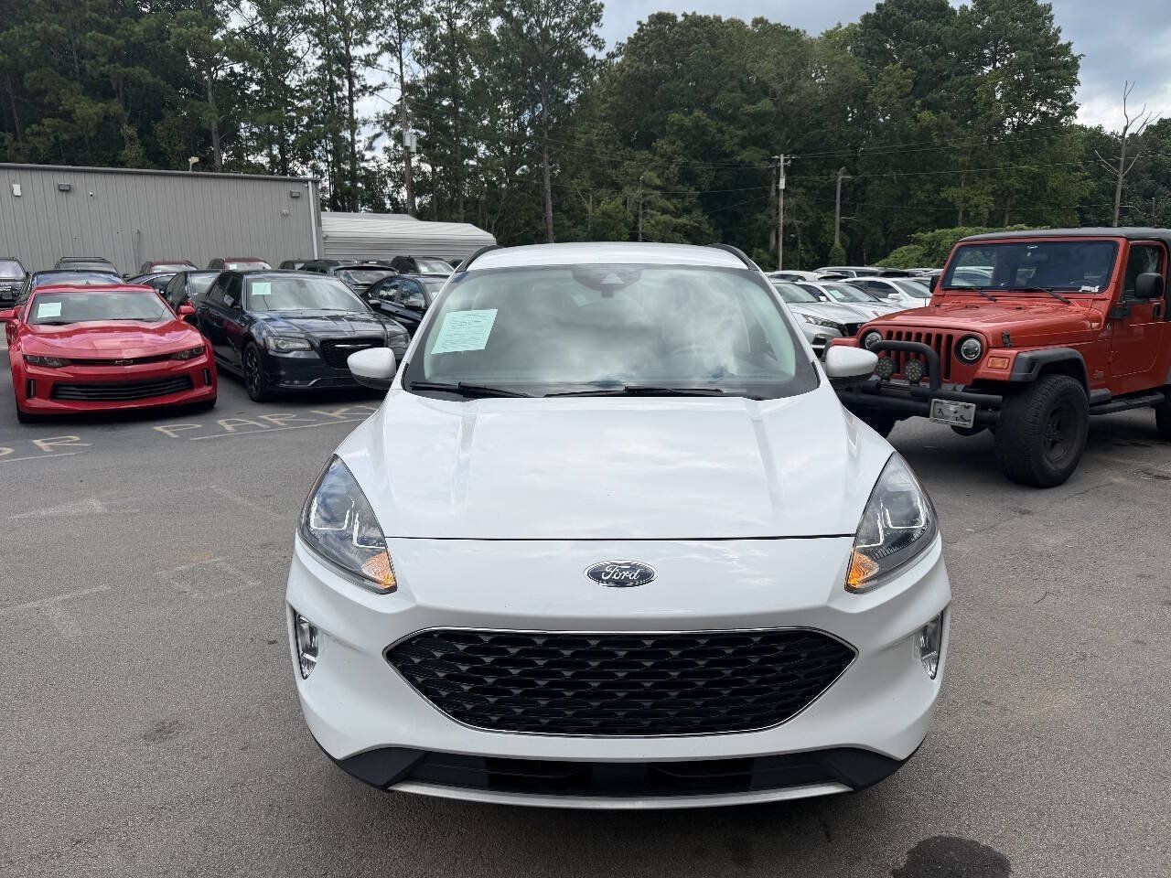 Used 2021 Ford Escape SEL AWD/4WD image 2