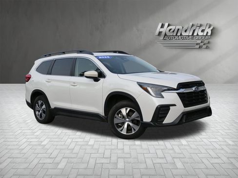 Certified 2025 Subaru Ascent Premium AWD/4WD image 2