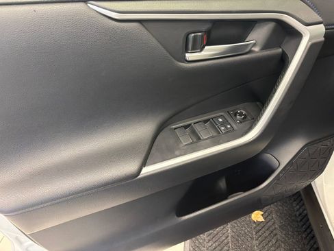 Used 2021 Toyota RAV4 XSE image 13