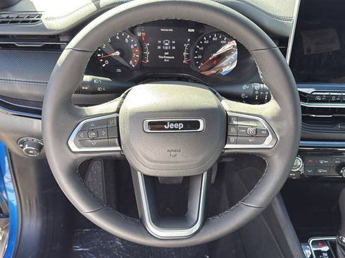 New 2026 Jeep Compass Limited image 9