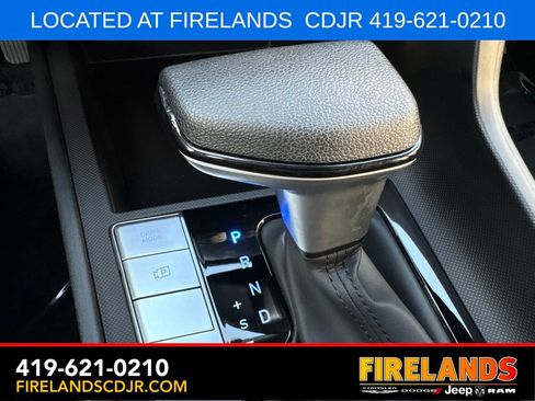 Used 2026 Hyundai Elantra SE FWD image 19
