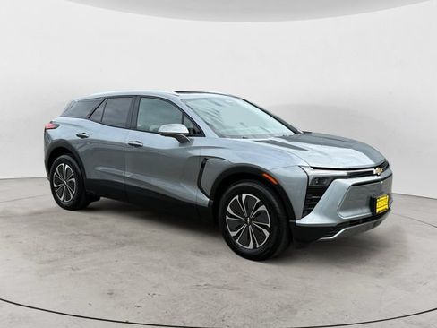 Used 2024 Chevrolet Blazer EV LT AWD/4WD image 3