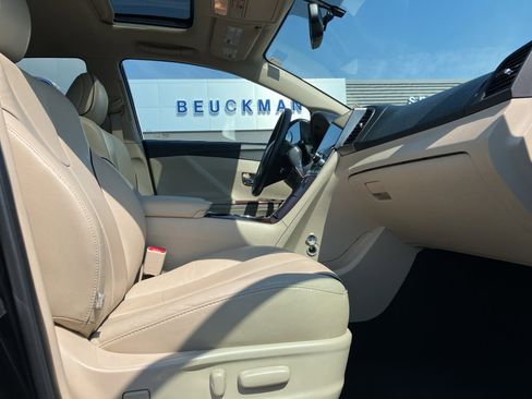 Used 2009 Toyota Venza AWD image 38