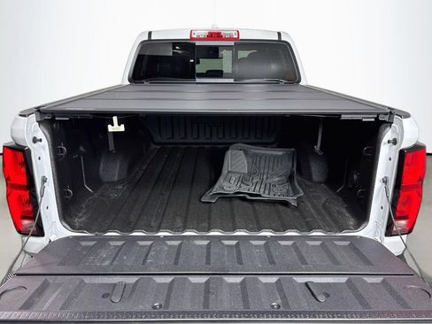 Certified 2025 Chevrolet Colorado ZR2 w/ Technology Package AWD/4WD image 31