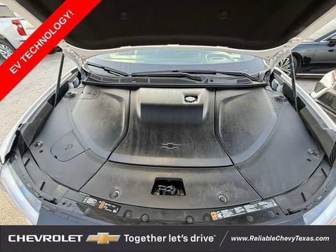 Used 2024 Chevrolet Blazer EV LT AWD/4WD image 29