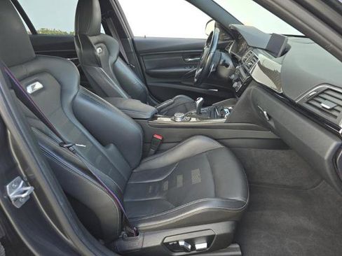Used 2017 BMW M3 image 16