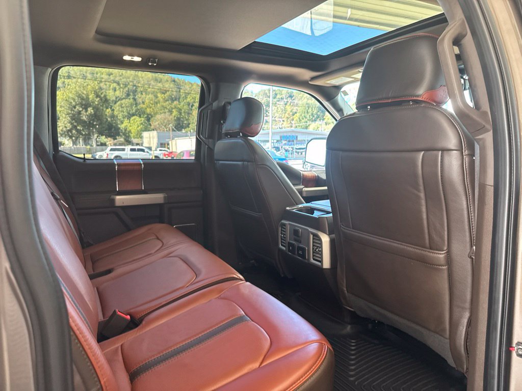 Used 2019 Ford F150 King Ranch w/ Equipment Group 601A Luxury AWD/4WD image 24