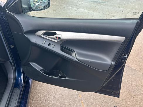 Used 2009 Pontiac Vibe GT image 15