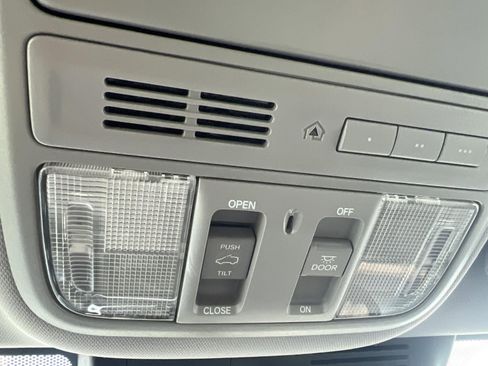 Used 2018 Honda CR-V EX-L image 25