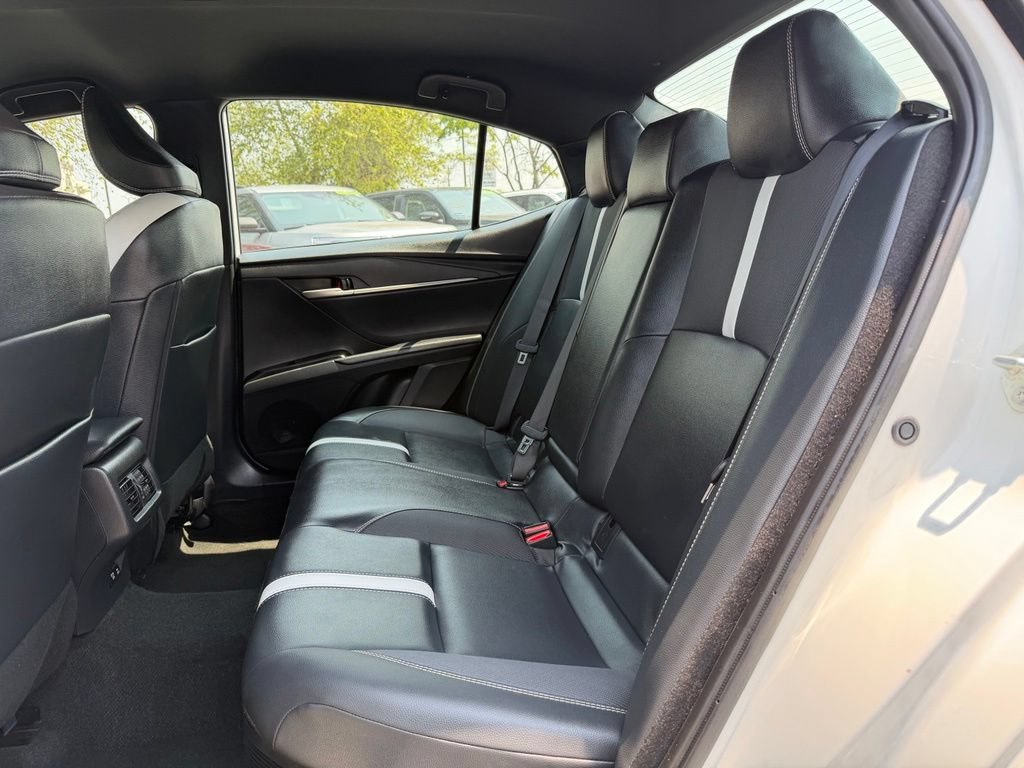 Used 2025 Toyota Camry SE FWD image 26