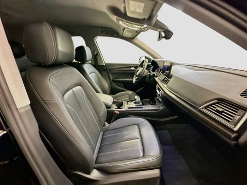 Used 2023 Audi Q5 2.0T Premium w/ Convenience Package AWD/4WD image 32
