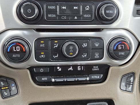 Used 2020 GMC Yukon XL SLT w/ Premium Edition RWD image 33