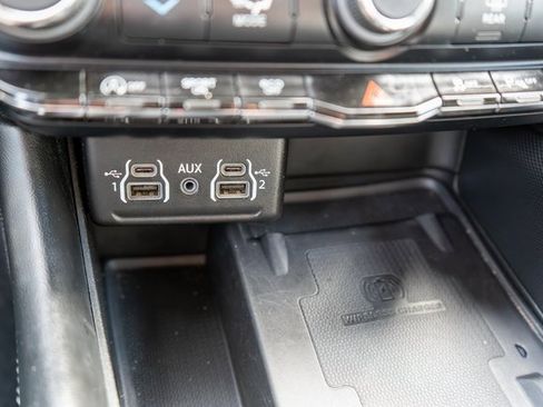 Used 2022 Dodge Durango GT image 27