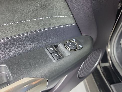 Used 2018 Ford Mustang Shelby GT350 w/ Electronics Package RWD image 12