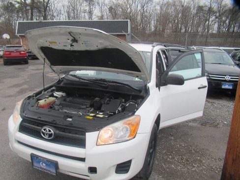Used 2012 Toyota RAV4 4WD image 11