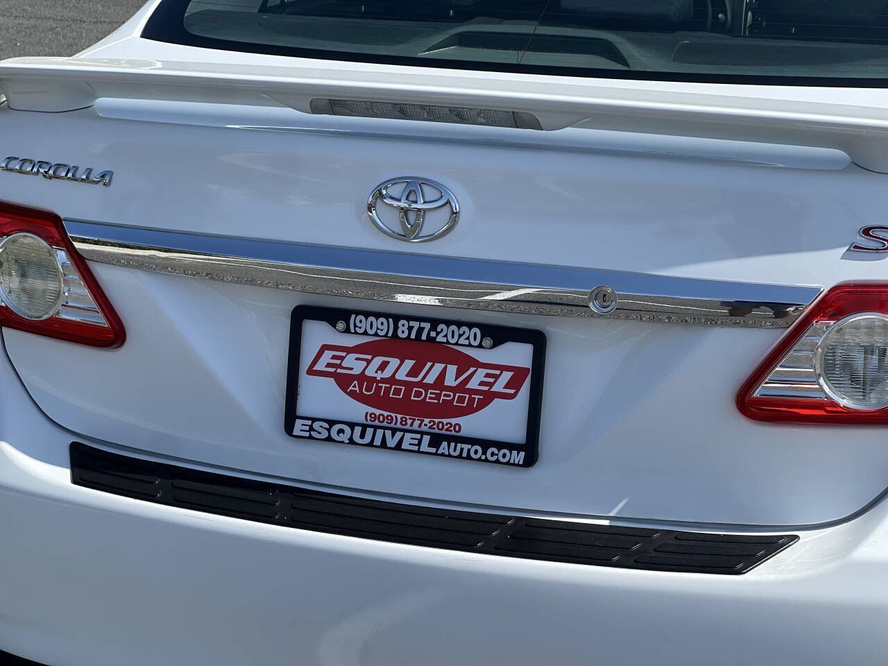 Used 2013 Toyota Corolla S FWD image 7