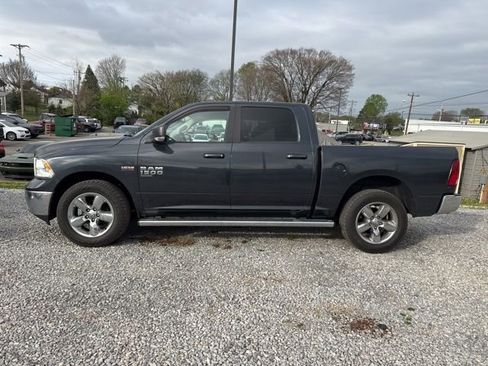 Used 2019 RAM 1500 Big Horn image 4