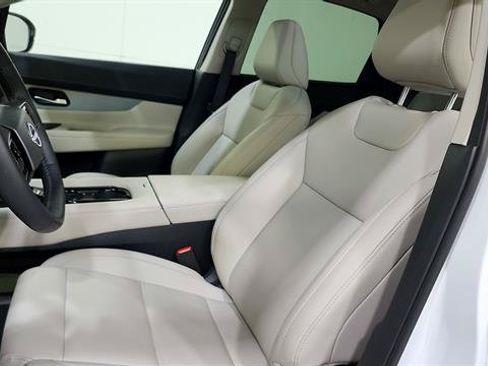 Certified 2025 Nissan Murano SL w/ Cargo Package AWD/4WD image 11