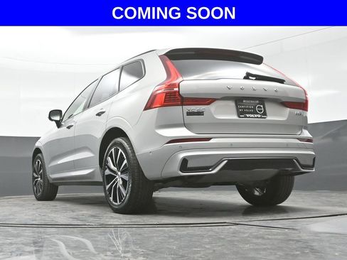 Used 2025 Volvo XC60 B5 Plus AWD/4WD image 26