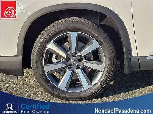 Certified 2023 Honda Pilot Touring image 35