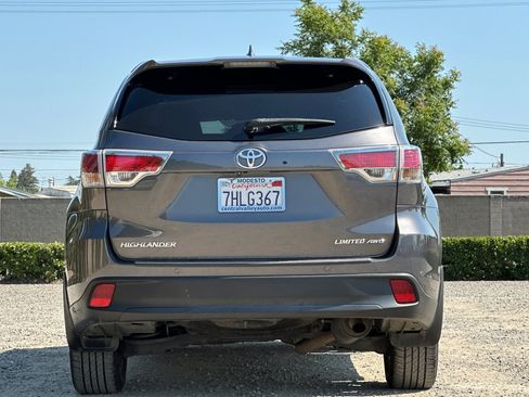 Used 2015 Toyota Highlander Limited AWD/4WD image 5