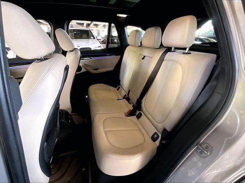 Used 2021 BMW X1 sDrive28i w/ Convenience Package image 19