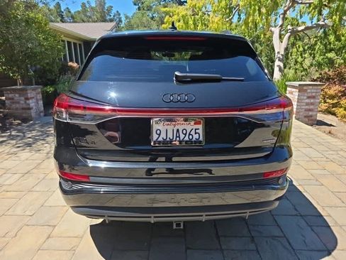 Used 2023 Audi Q4 e-tron Prestige AWD/4WD image 5