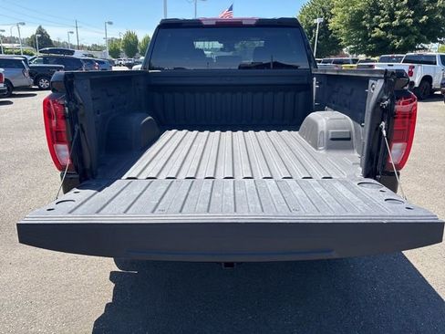 Used 2024 GMC Sierra 1500 Pro w/ Graphite Edition AWD/4WD image 15
