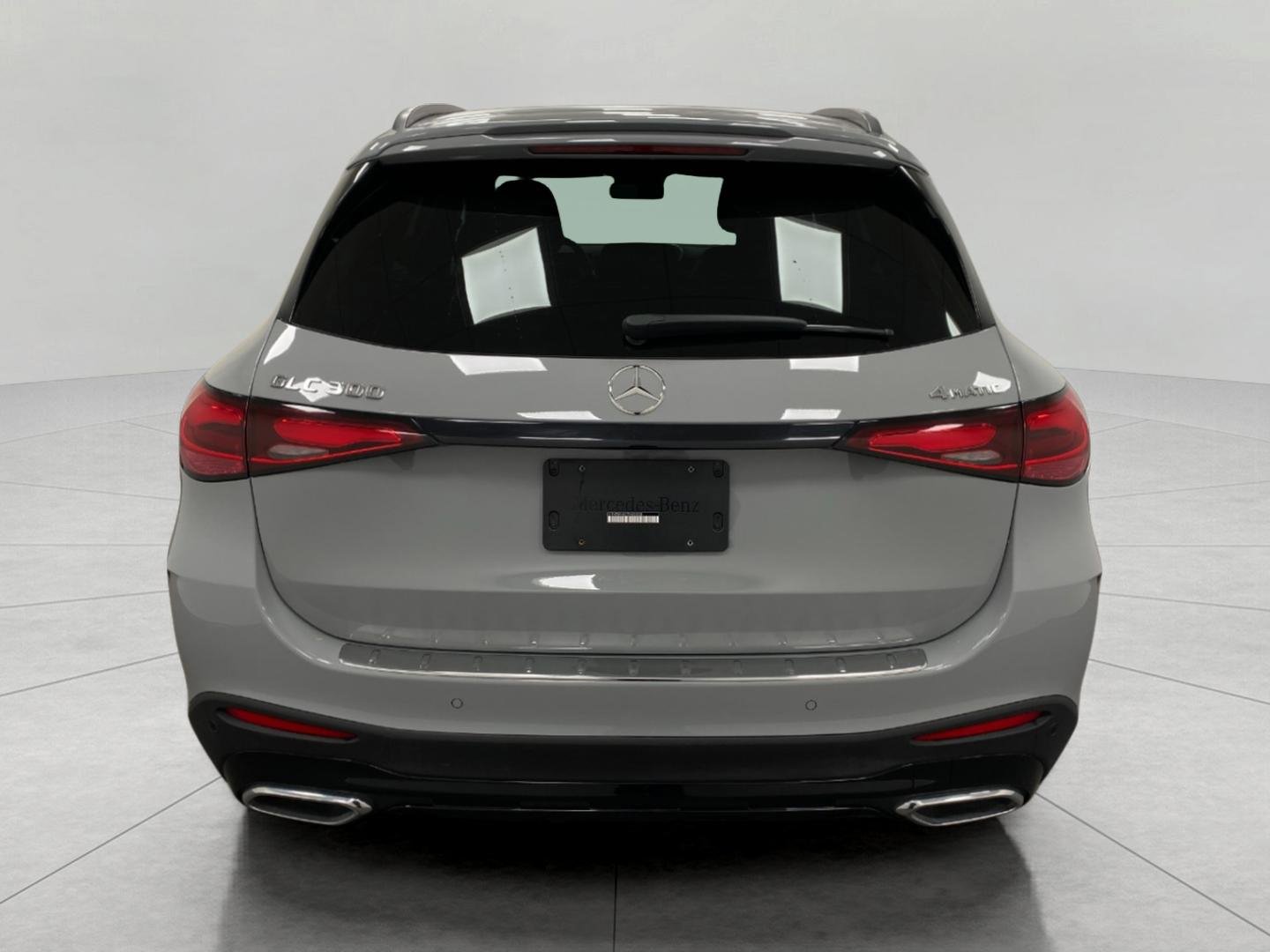 Used 2026 Mercedes-Benz GLC 300 4MATIC image 5