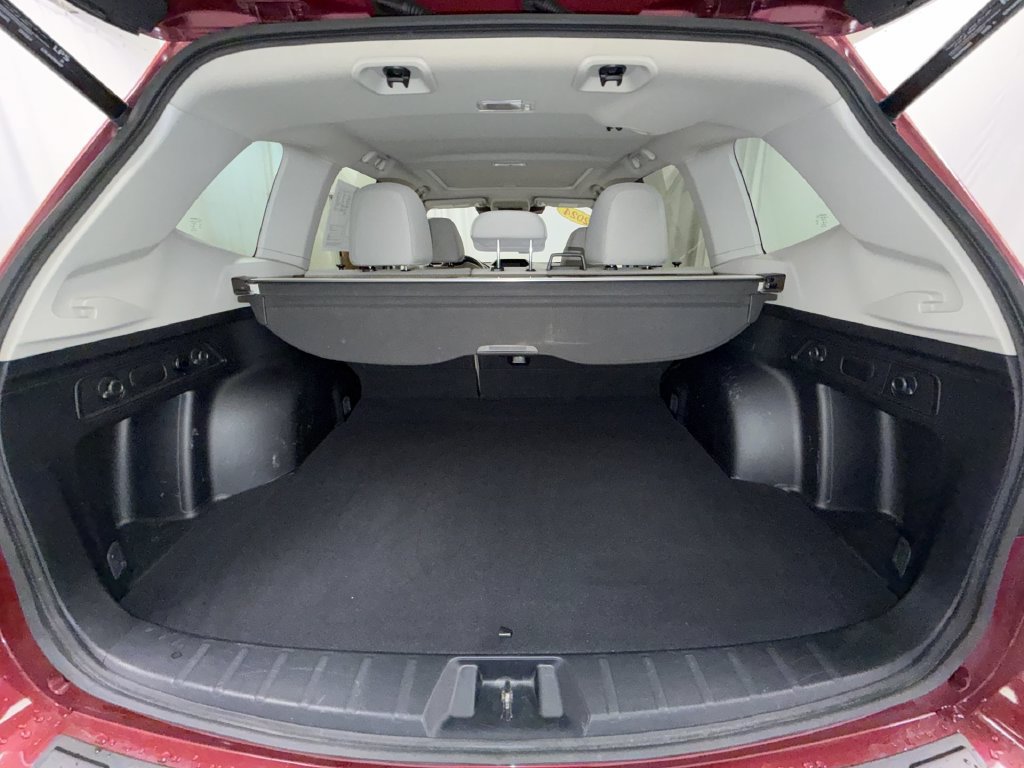 Used 2024 Subaru Forester Premium AWD/4WD image 19