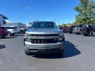 Used 2019 Chevrolet Silverado 1500 Custom w/ Custom Value Package AWD/4WD video 3